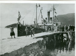 "Dampen" - Connecting people