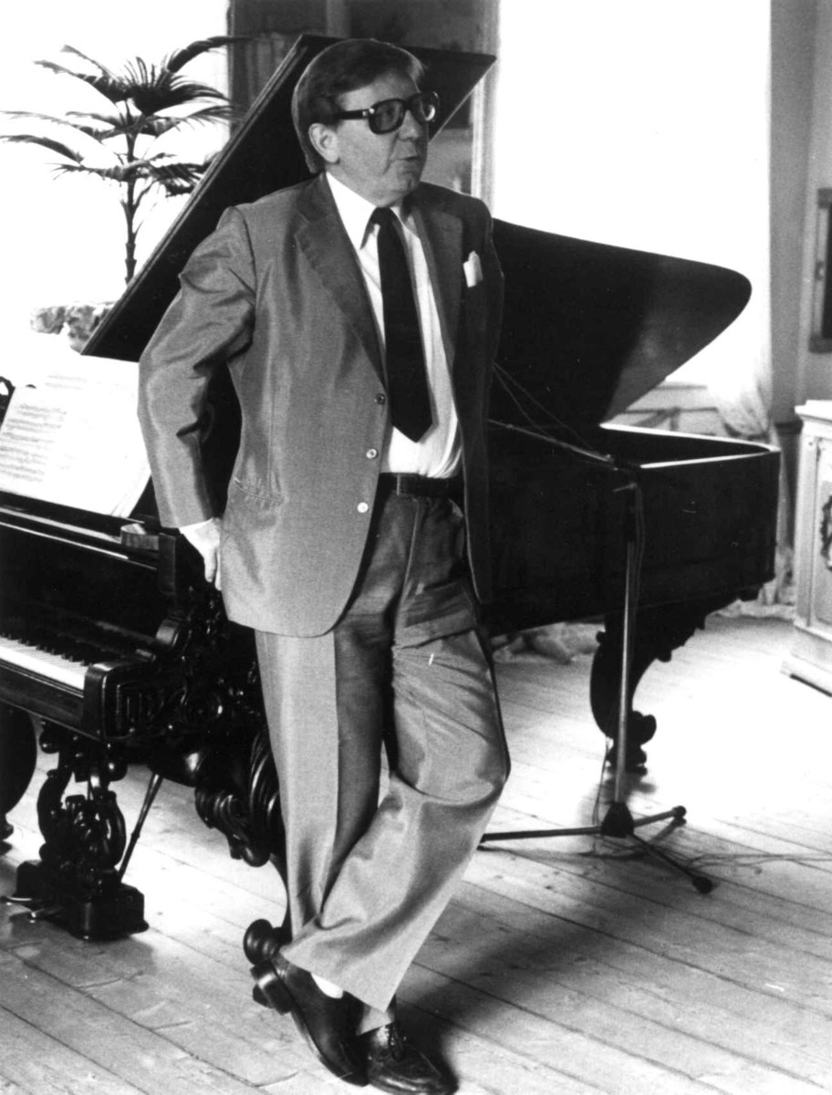 Oslodagene, 28.8.1982. Salen på Bogstad. Pianisten Kjell Bækkelund.