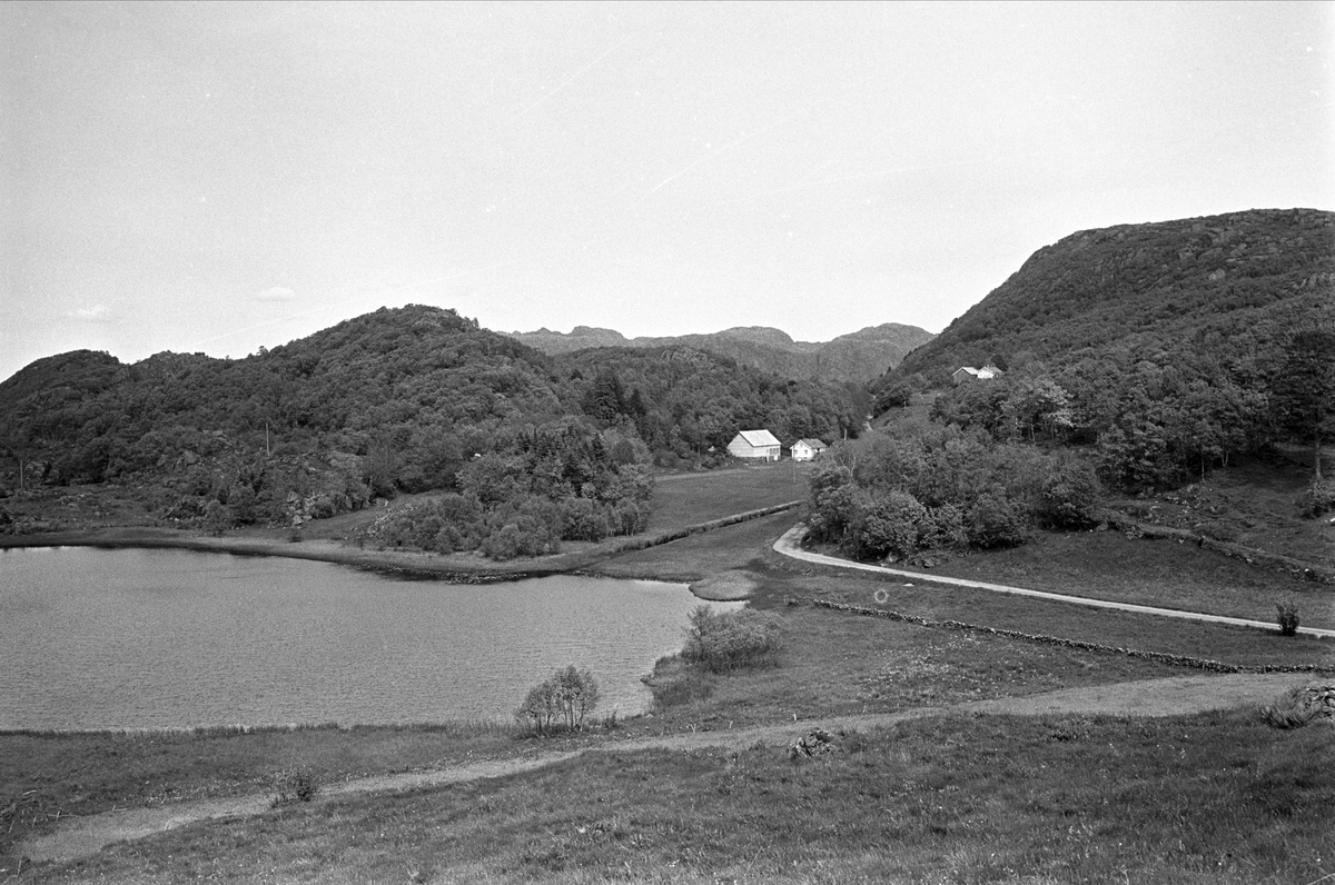 Serie. Sørlandet. Bebyggelse og landskap mellom Lista og Flekkefjord, Vest-Agder.