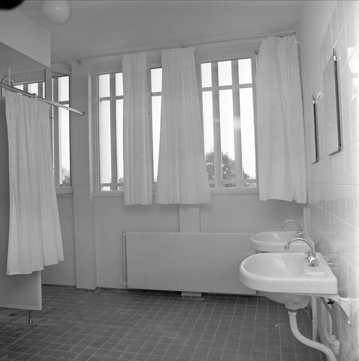 Drammen, oktober 1962. Nytt kretsfengsel. Vaskerom.
