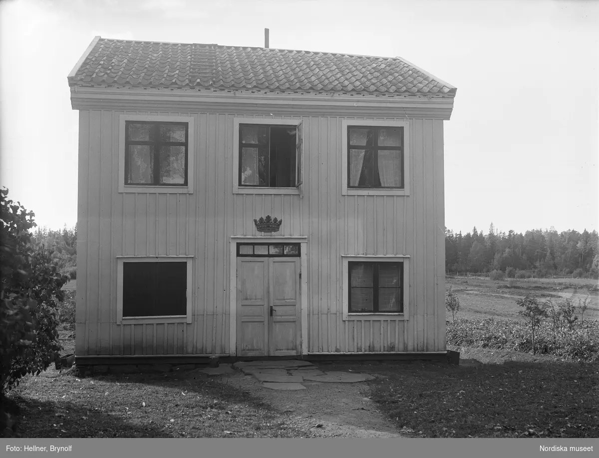Hus i Kristinedal, Valbo socken, Gästrikland.