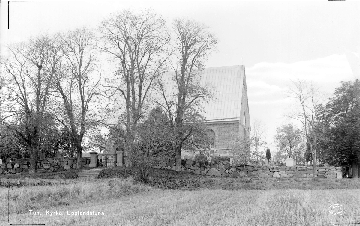 Tuna kyrka, Uppland