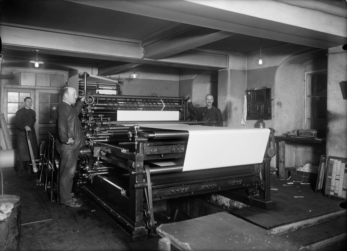 Richard Hagman och Samuelsson, Upsala Nya Tidnings tryckeri i Oxenstiernska huset vid Riddartorget, Uppsala 1920-tal