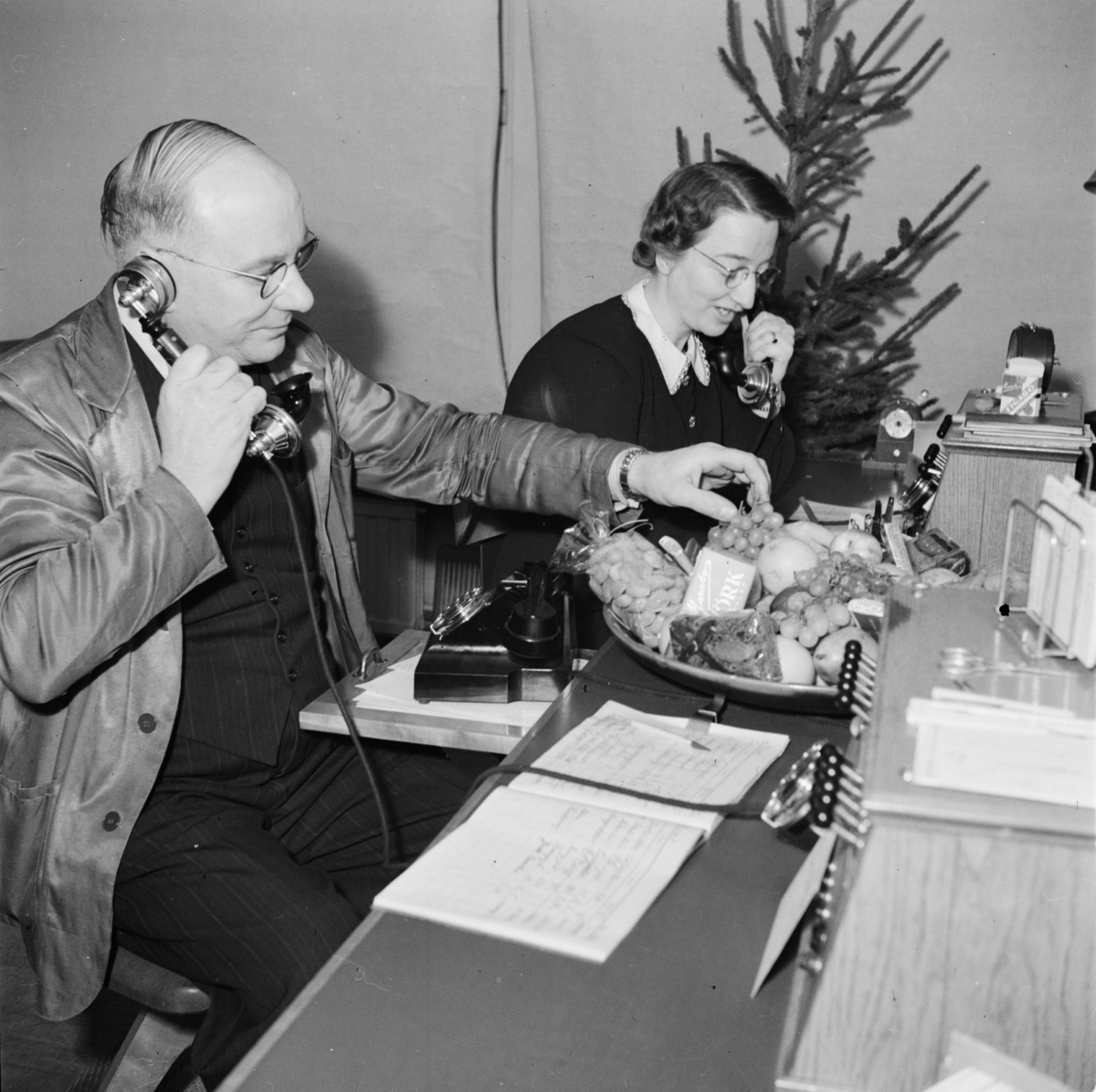 Julafton - telefonist, Uppsala 1946