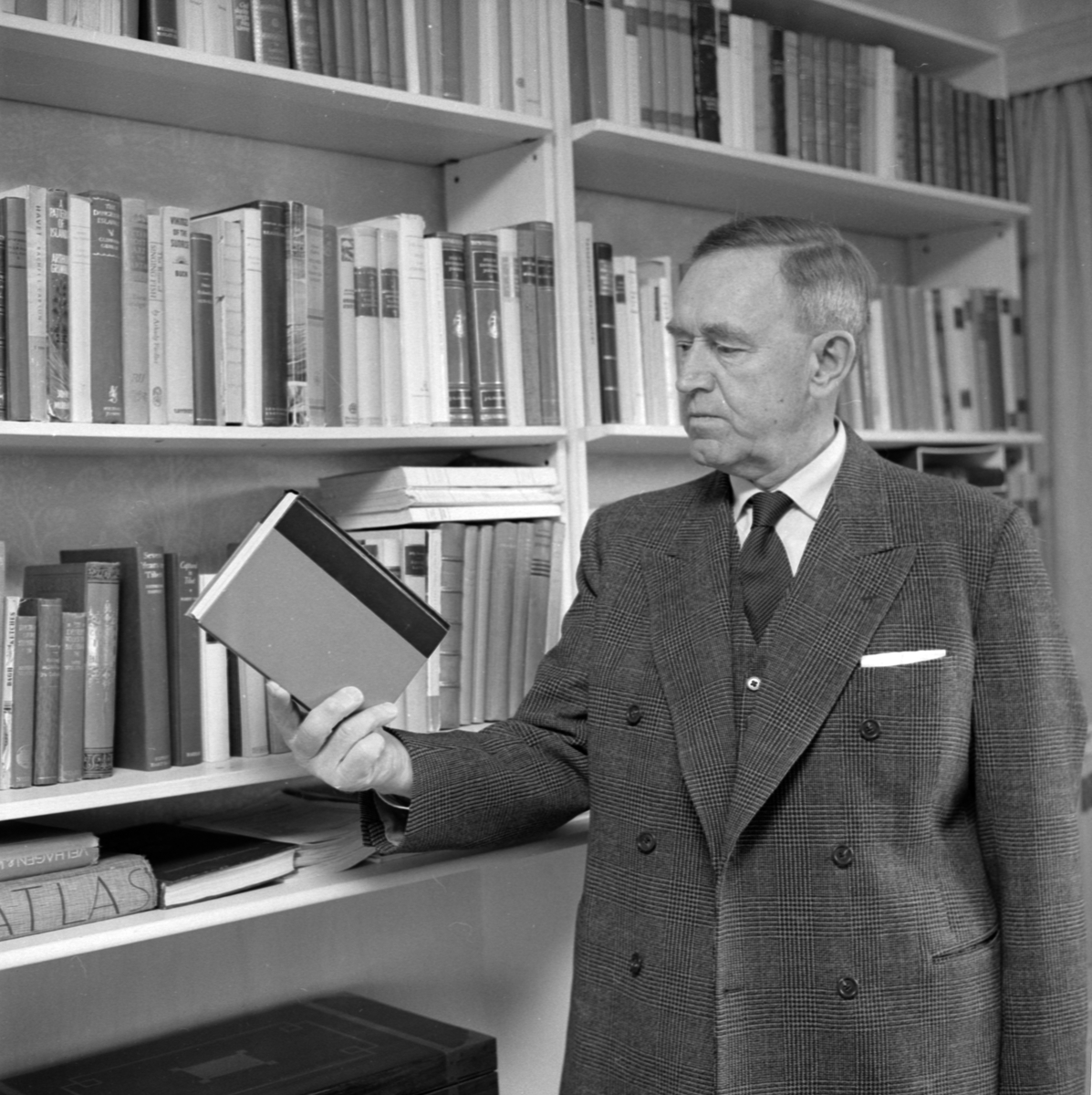 Per Collinder, Uppsala maj 1960 - Upplandsmuseet / DigitaltMuseum