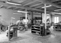 Modellsnekkerverkstedet i andre etasje ved Myrens verksted p