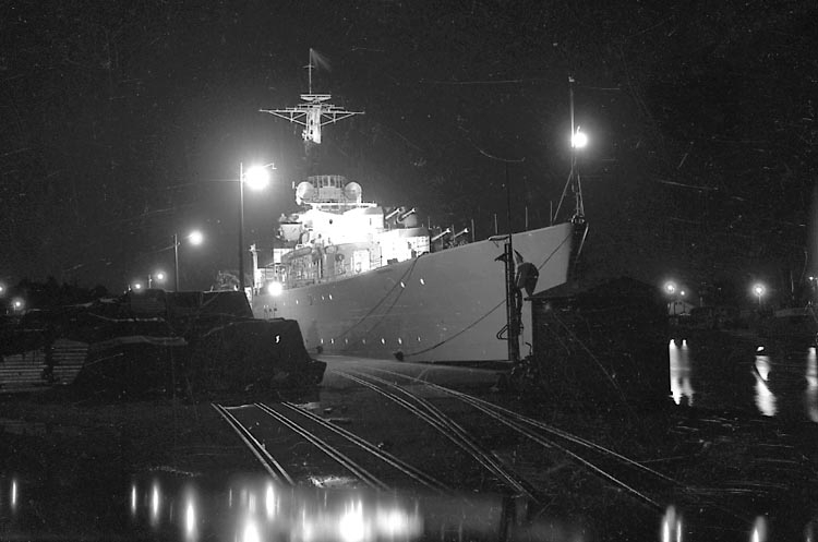 Den brittiska jagaren HMS ST. JAMES på flottbesök 1950