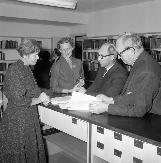 Enligt notering: "U-a Bibliotek nov 1955".