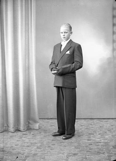 Enligt fotografens journal nr 7 1944-1950: "Andersson, Nils Munkeröd Här".