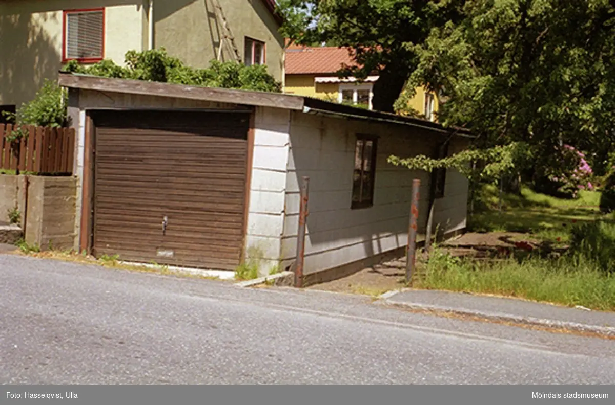 Garage tillhörande villa på Matildebergsgatan 29, Pantern 15, 1997-06-11.