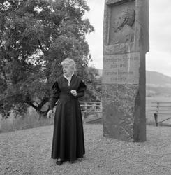 Aulestad. Fru Dagny Bjørnson Sautreau.