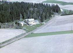Skråfoto av Bugges behandlingshjem i Rakkestad, 22. mai 1964