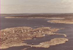 Oversiktsbilde av Lauer på Hvaler, juli 1967. Skråfoto/flyfo