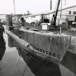 Ubåten KNM Utstein ligger ved Alvimkaia i Sarpsborg for opph