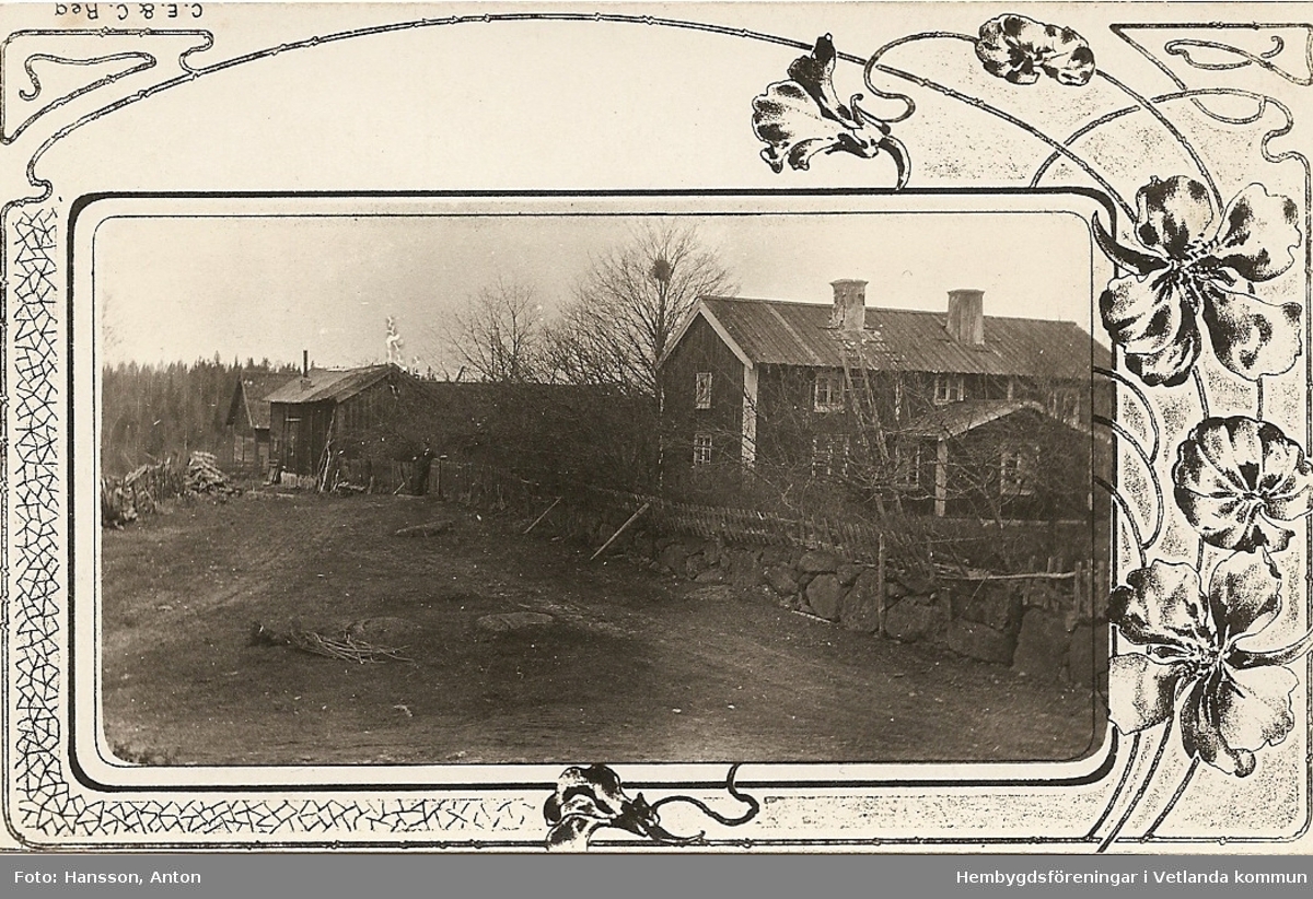 Boningshus, Fröset Västergård, Lyckorna. Foto före 1918. Huset revs i mitten av 1940-talet

Fröderyds Hembygdsförening