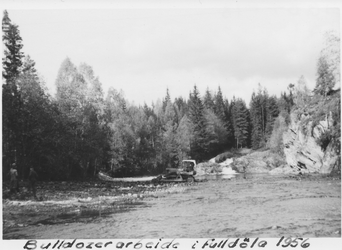 Bulldozerarb. i gang i Fulldøla 1956