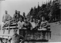 Namsos. Oppbrudd fra russerleiren. Fangene skal heim til Rus