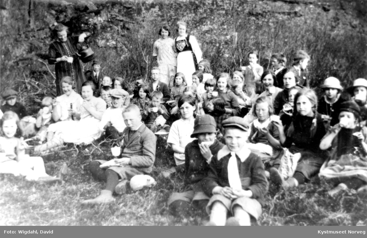 Valøya skole, 17. mai 1926