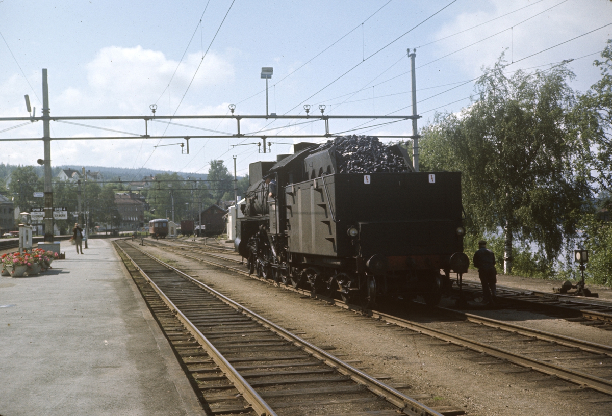 Damplokomotiv type 31b nr. 448 på Kongsvinger stasjon.