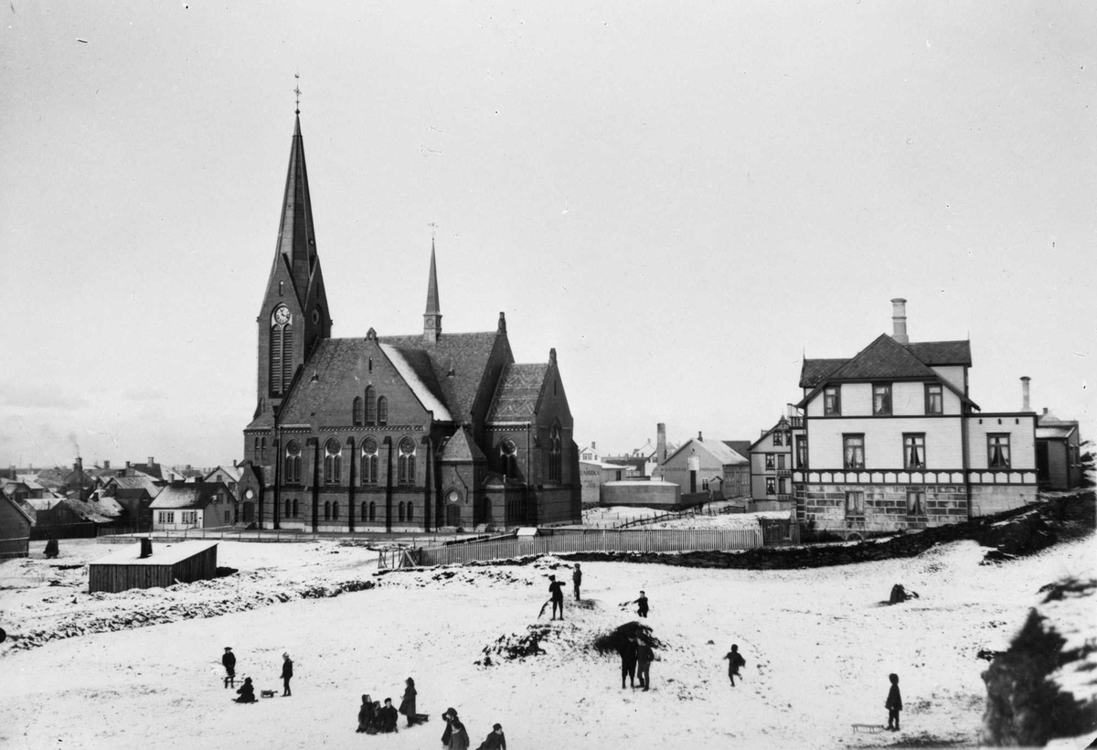 Kirke - byhus - vinter