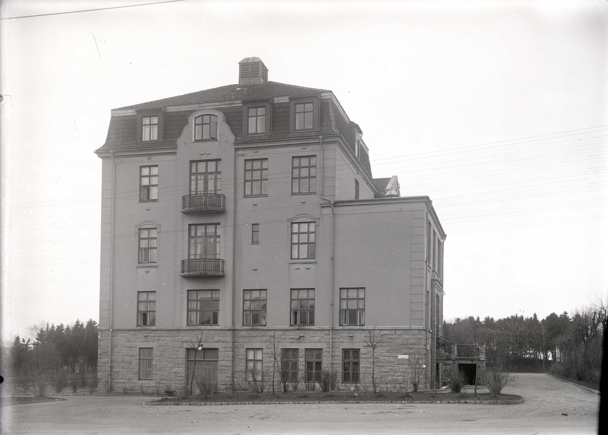 Haugesund Sykehus fotografert fra øst