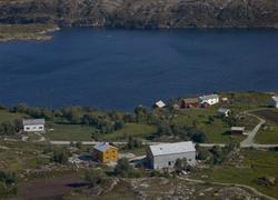 Eiendommene Hammervik, Skaget og Nyheim