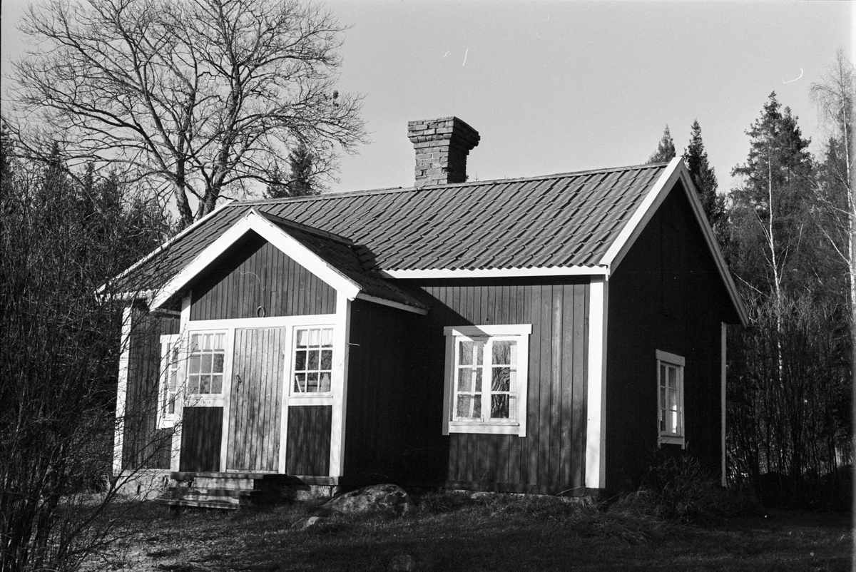 Bostadshus, Skillsta 1:13, Skogs-Tibble socken, Uppland 1985