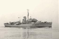 Motiv: Flower-kl. Korvett K.N.M. "ANDENES" (F307). Styrbord 