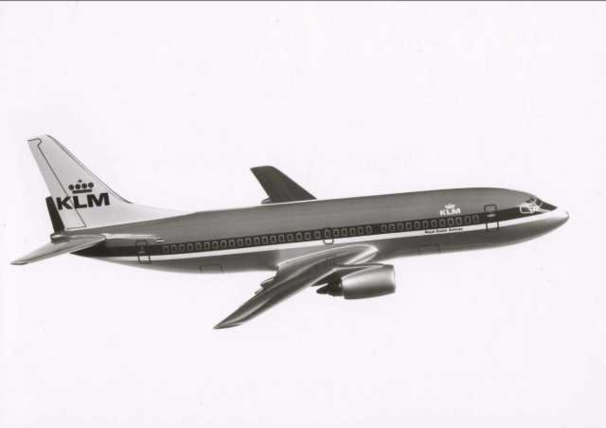 Ett fly (modell). Boeing 737-300