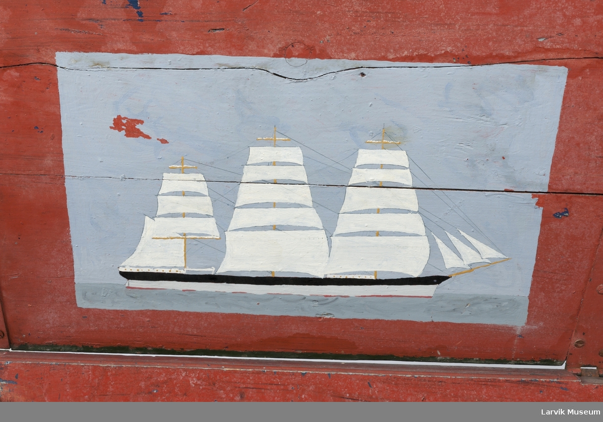 Skipskiste med dekor fra fullrigger "Irmgard"
