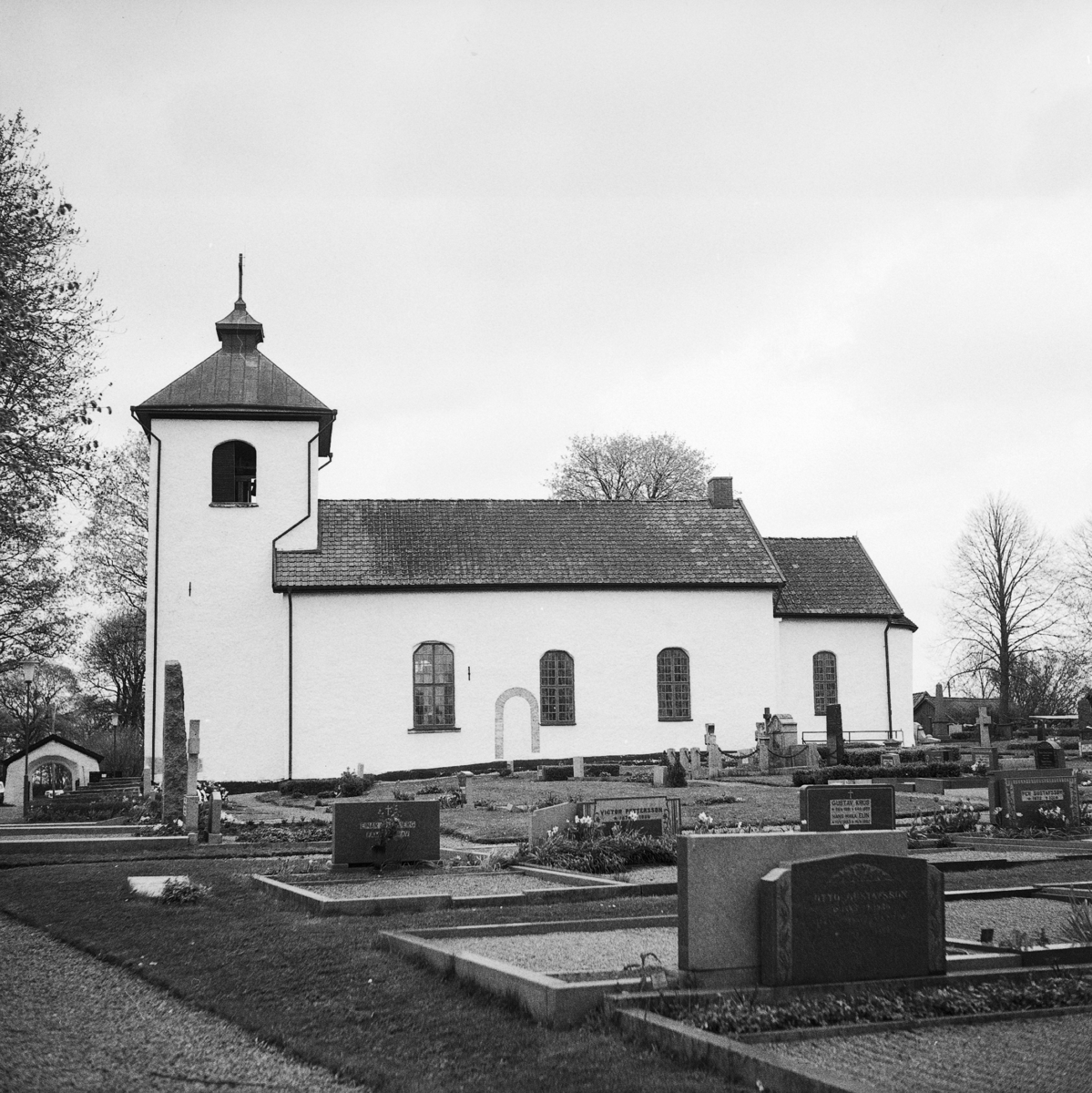 Kinneved kyrka