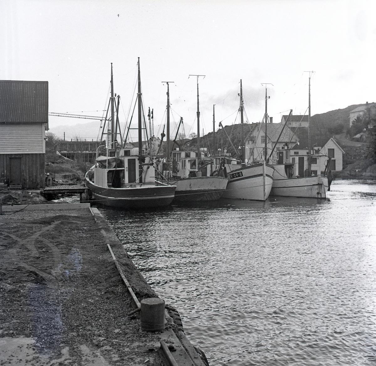 Bømlo - Havnen i Langevåg - Haugalandmuseet / DigitaltMuseum