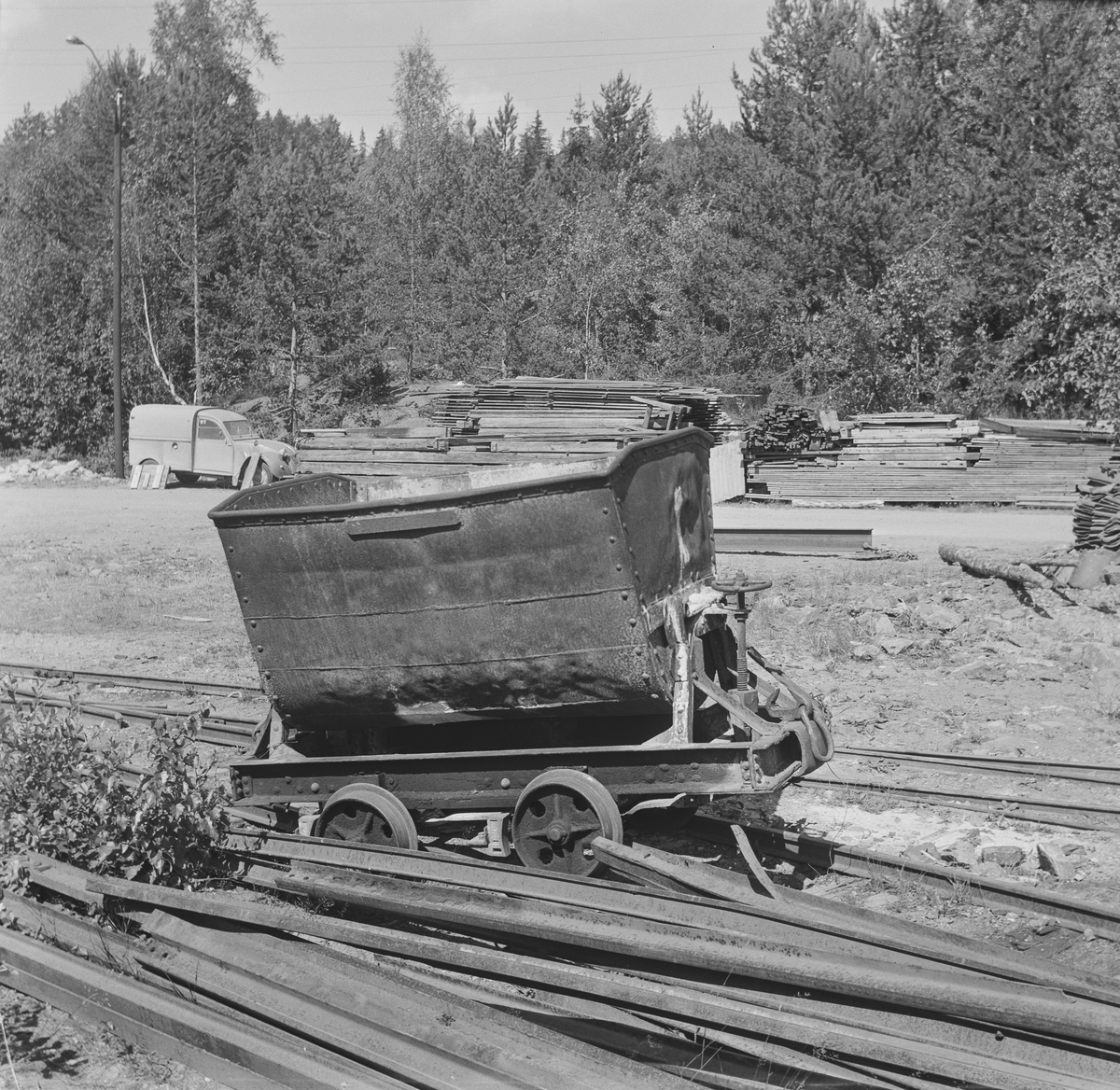 Rester av gammel lokomotivstall ved Sølvgruvene på Kongsberg