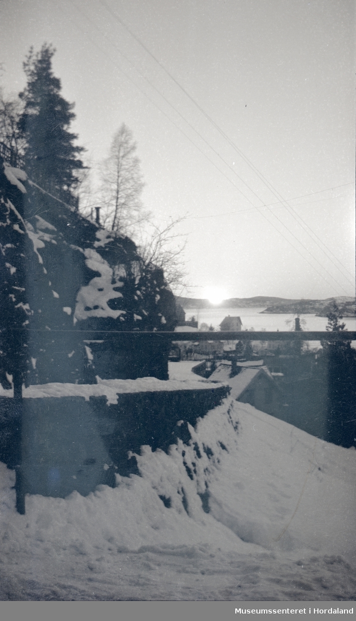 Salhus, Bergen. Vinter.
