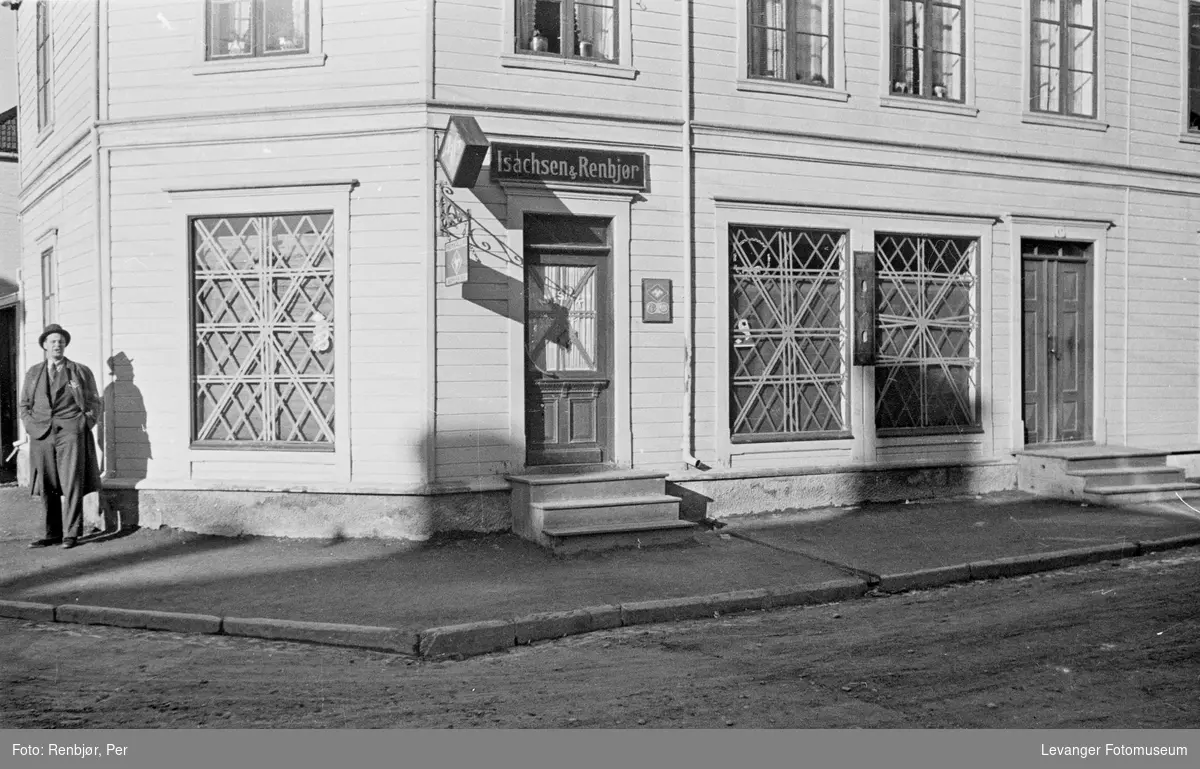 Hus, eiendom og mennesker i Levanger sikres i aprildagene 1940  III