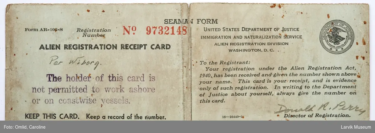 Seaman Form. Alien Registration Receipt Card, USA.