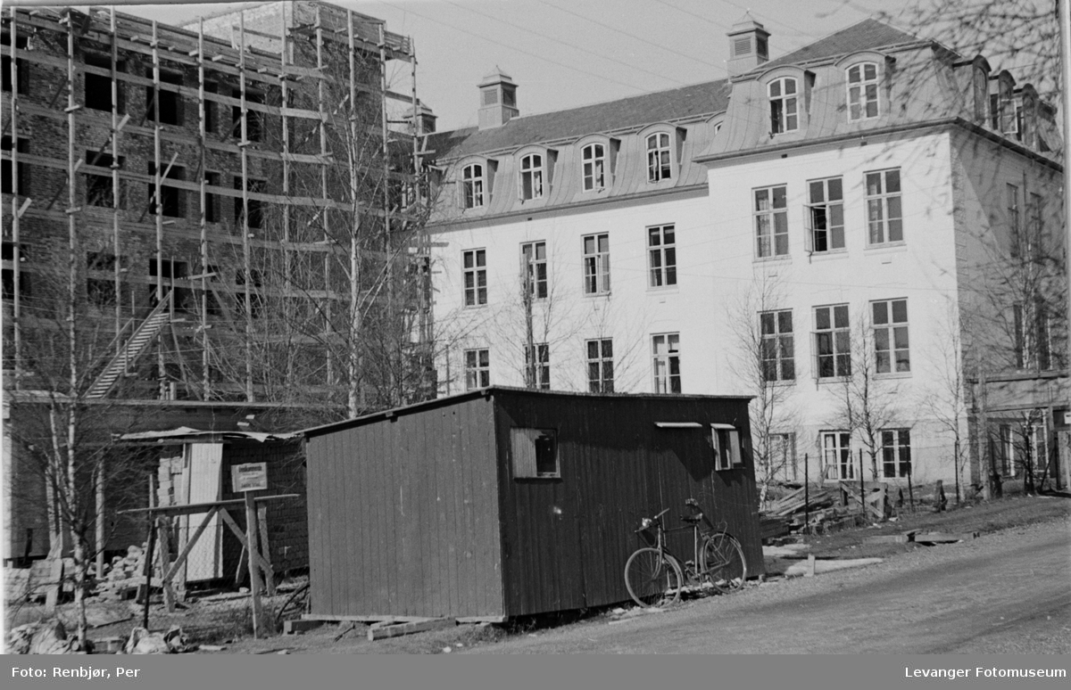 Anleggsvirksomhet ved sykehuset under krigen  I