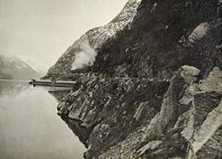 Vegstrekningen Odda - Tyssedal 1924
