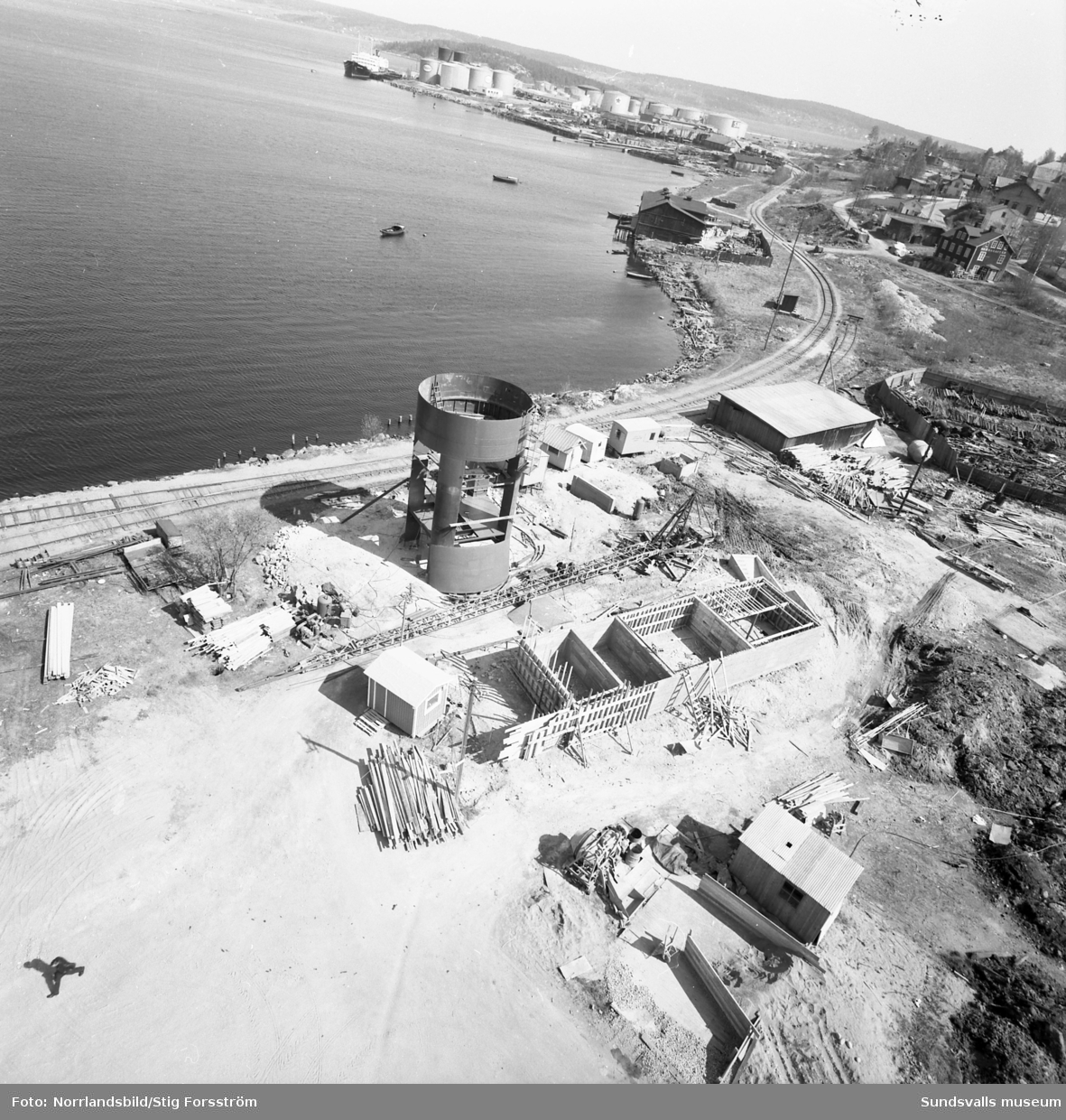 Byggnation av cementanläggning vid Mokajen i Sundsvall.
