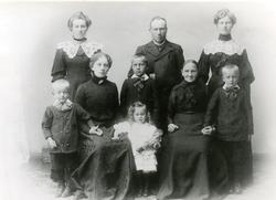 Zefanius Olsen med familie