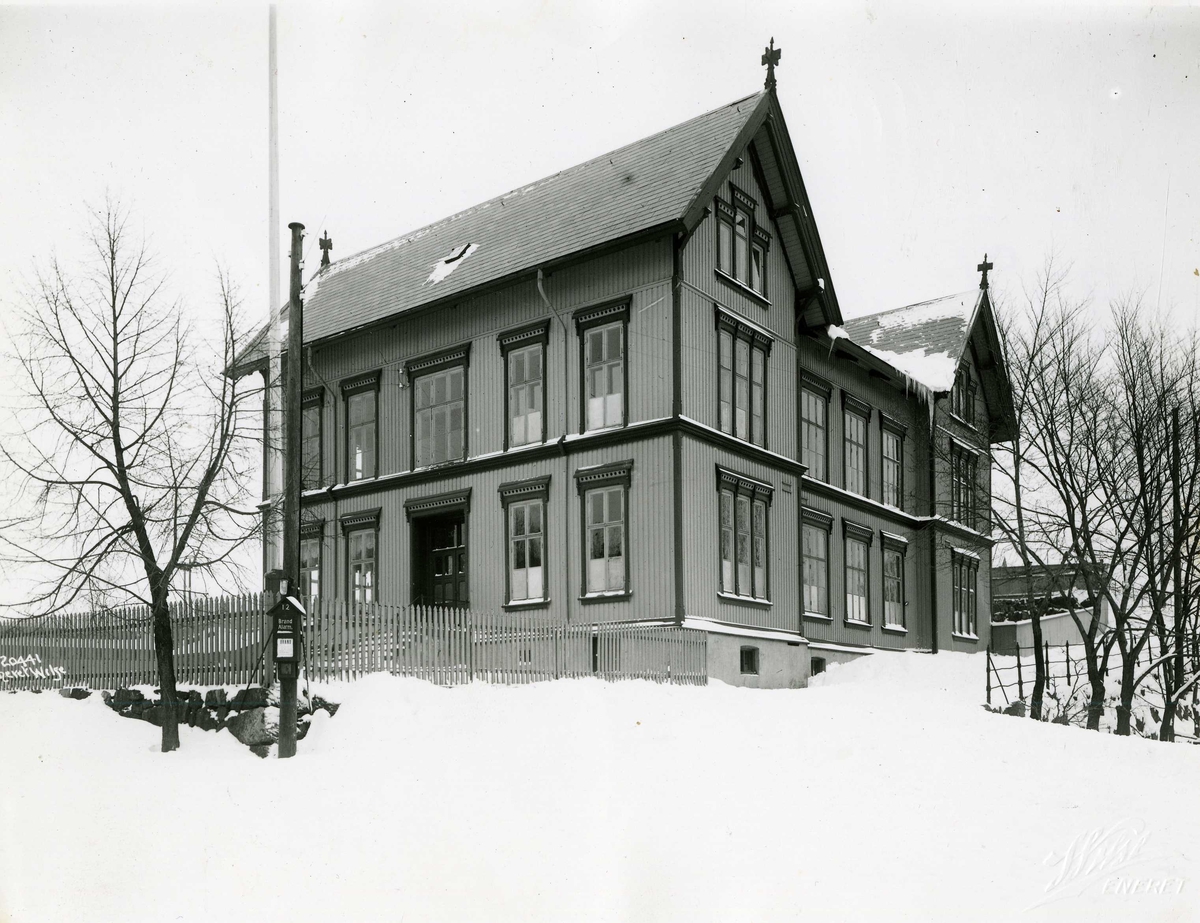 Middelskolen, vinter, 1919.