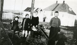 Randi, Grete, Kirsten og Gudbrand Svendsgaard