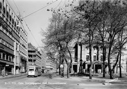 Oslo. Stortingsgaten med Nationaltheatret.