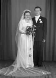 Brudepar Solveig Klepp og Ola Kaupang.