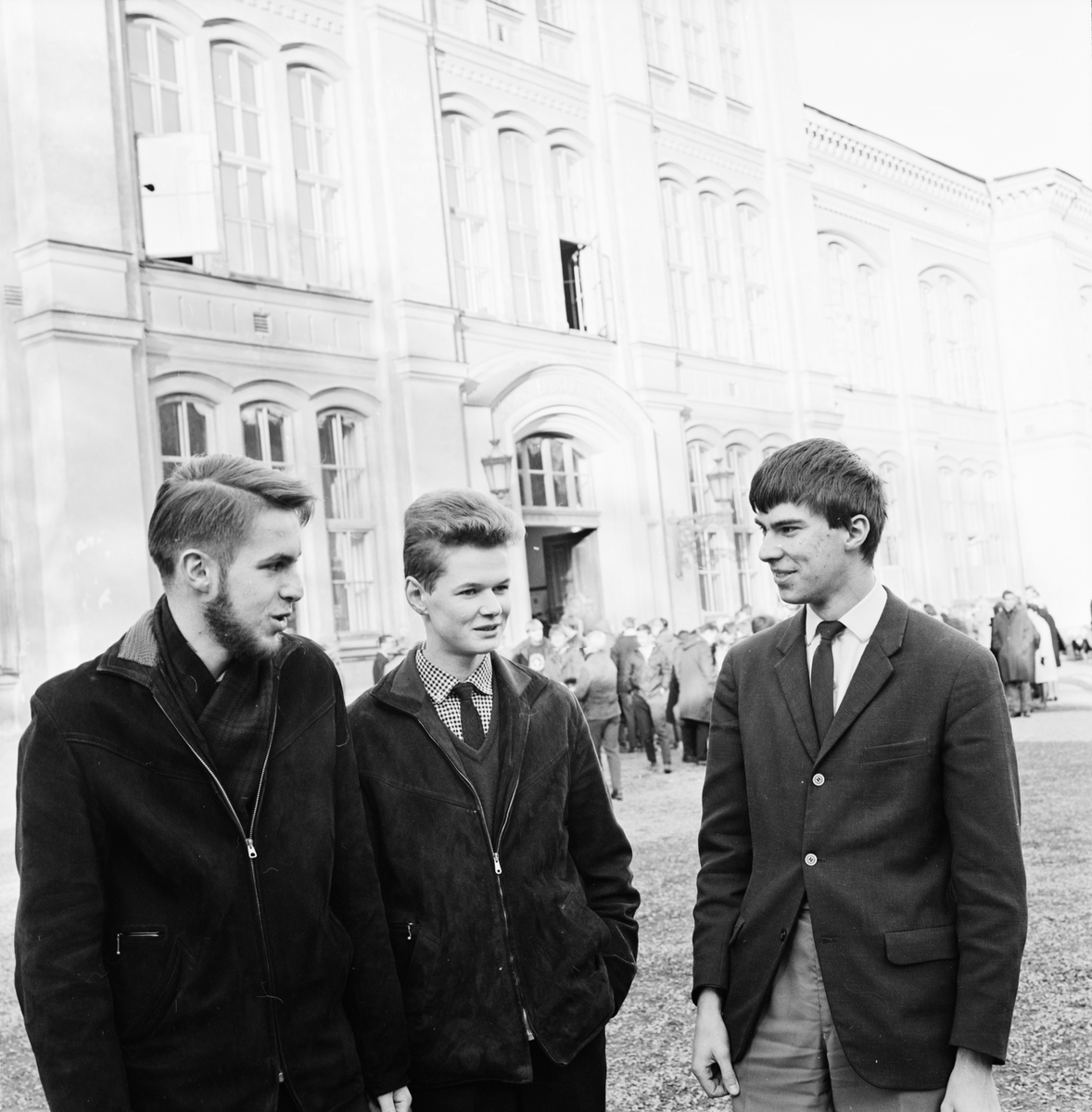 Katedralskolan - Klas Caldenby, Mats Broberg och Mats Cedvall, Uppsala, november 1964