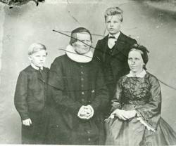 Ukjent Prestefamilie