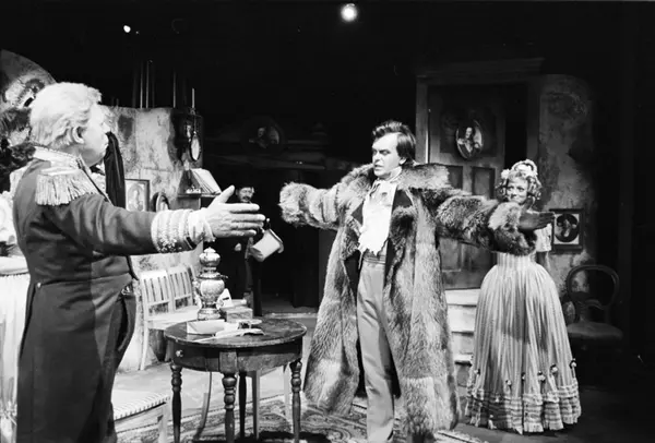 Riksteatret. "Revisoren". 20/9-77.