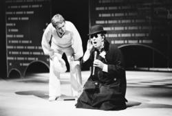 Nationaltheateret. "Helligtrekongersaften". 24/8-76.