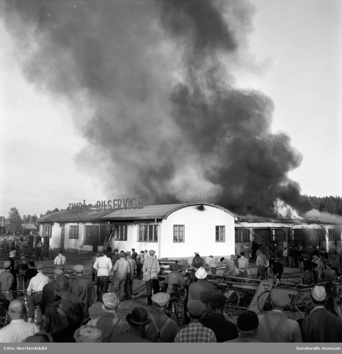 Timrå Bilservice brandhärjas 1953.