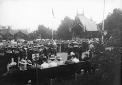 Fest på St. hanshaugen i anledning engelsk flåtebesøk.